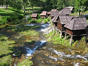 Vandens malūnai prie Plivos krioklio Jaicėje