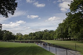 Die Memorial Wall