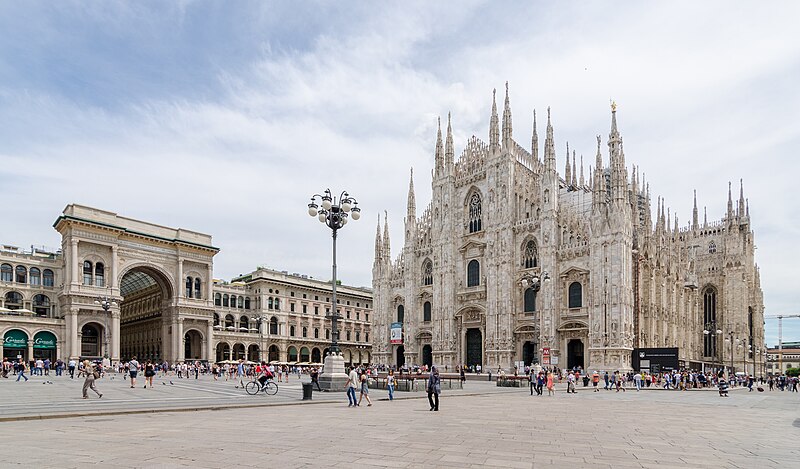 File:Milano, Duomo with Milan Cathedral and Galleria Vittorio Emanuele II, 2016.jpg