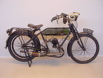 New Imperial Light Tourist uit 1915 met een JAP-zijklepmotor van 293 cc