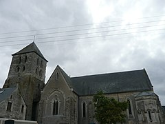 Église Saint-Médard.