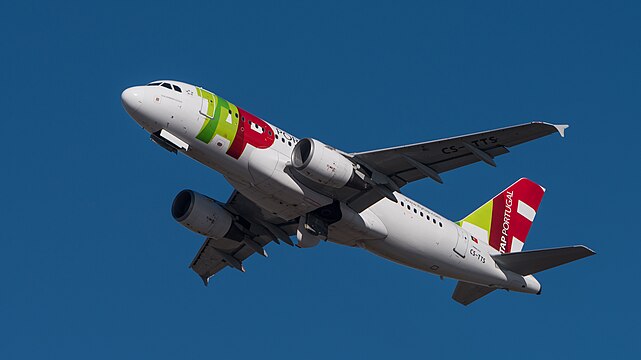 TAP Portugal Airbus A319-112 (reg. CS-TTS) at Munich Airport (IATA: MUC; ICAO: EDDM).