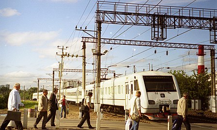 Retired EM2 on approach to Domodedovo in 2008