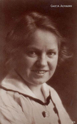 Greta Almroth