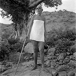 Sri Ramana Maharshi in his late 60s