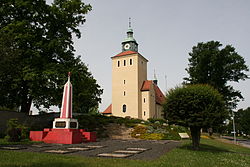 Rietschen - Kirchstraße - Soldatenfriedhof+Kirche 01 ies.jpg