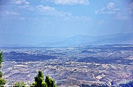 Vista do Miradouro dos Moinhos de Portela de Oliveira - Portugal (45613595512).jpg