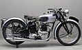 Triumph Tiger T100 bicylindre 500 cm3 (1939).