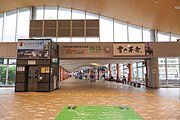 秋田駅東西連絡自由通路「ぽぽろーど」西口（2023年7月）