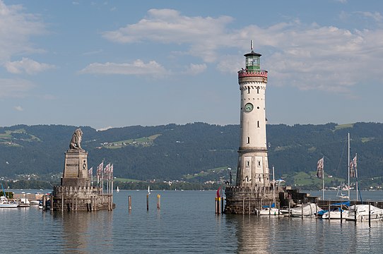 Harbor entrance with Bavarian Lion and New Lighthouse, Lindau