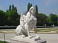 Estátua de esfinge no parque do Belvedere