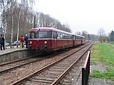 Schienenbus te Schin op Geul; april 2006.