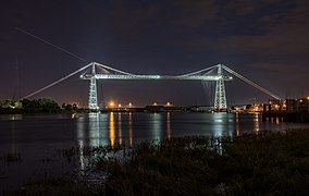 Newport Transporter Bridge Fotografaĵo: Andy Perkins