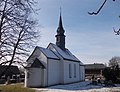 Kirche und Denkmal für die Gefallenen des Ersten Weltkrieges auf dem Kirchhof