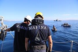 Emergenza ecoballe Golfo di Follonica - 50245201972.jpg