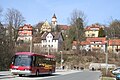 Blick vom Bahnhof zur Kirche (2005)