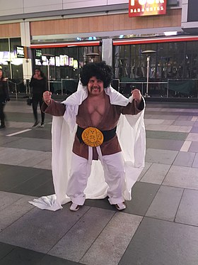 Cosplay de Mister Satan à l'Anime Expo 2015, à Los Angeles.