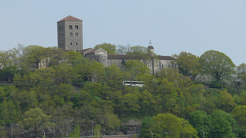 File:The Cloisters Hudson River.jpg