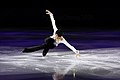 Yuzuru Hanyu esegue un hydroblade