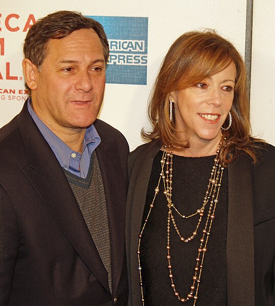 File:Craig Hatkoff and Jane Rosenthal.jpg