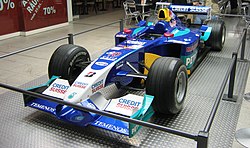 Sauber C21 (uudemmalla Sauber C22:n värityksellä)