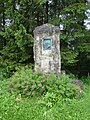 Denkmal am Raabe-Wanderweg auf dem Großen Sohl