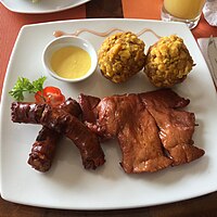 Tacacho con cecina (Perú)