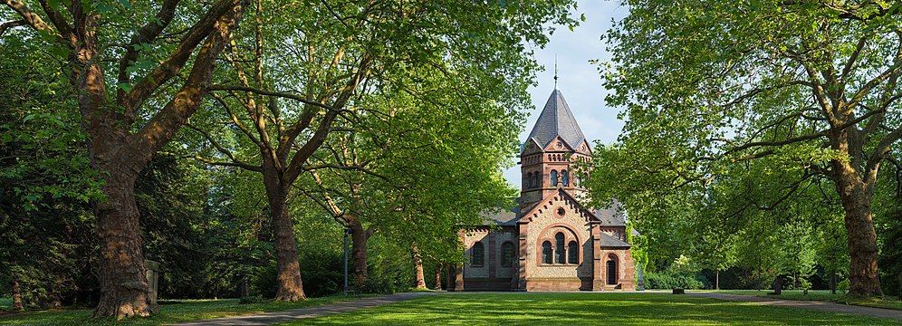 Chapel on the historic city cemetery (Stadtfriedhof) in Göttingen, Germany.