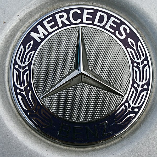 File:Mercedes Benz emblem.jpg