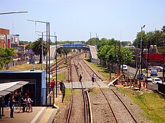 Panorama de las vías con vista hacia Merlo