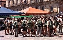 Expedicionarios de Ruta Quetzal 2010 en la Plaza Mayor de León.