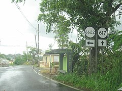 PR-6622 and PR-617 signs in Morovis