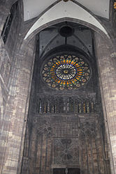 Vue d'ensemble avec la rose et le triforium