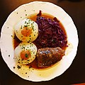 Rinderroulade mit Rotkohl und Klößen in Erfurt