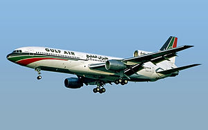 L-1011-200 TriStar (Gulf Air) během přistáni na letišti Heathrow v roce 1983