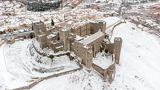 Veduta del Castello di Melfi dall'alto.jpg