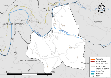 Carte en couleur présentant le réseau hydrographique de la commune