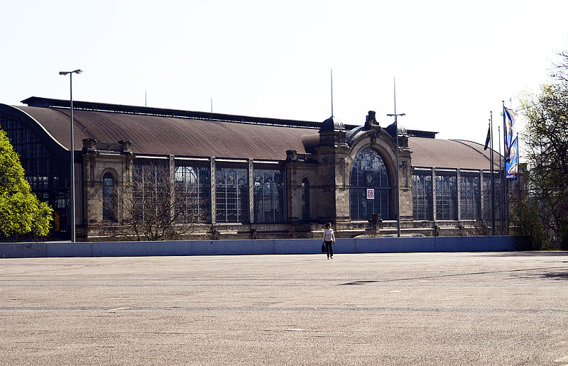 File:Bahnhof Hamburg Dammtor 02.jpg