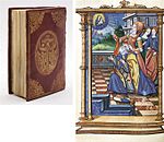 Livre ancien avec enluminures.