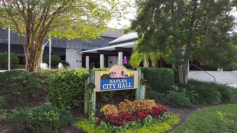 File:Naples Florida City Hall2016.jpg