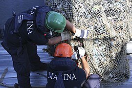 Emergenza ecoballe Golfo di Follonica - 50222568472.jpg