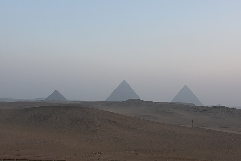 File:Giza Necropolis May 2015.JPG