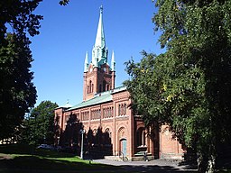 Kyrkan vid Redbergsplatsen i Göteborg. Tornet är 46 meter högt och kyrkans längd är 36 meter och bredden är 23 meter.