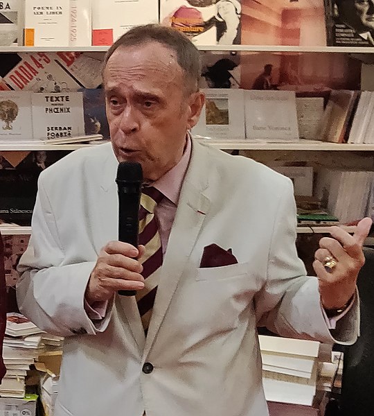 File:Radu Boroianu la Bookfest 2022.jpg