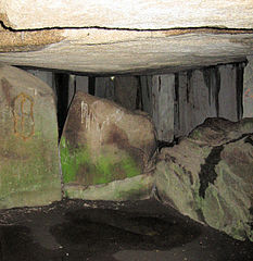 Grabkammer des Dolmen von Mane Rethual bei Locmariaquer, Morbihan