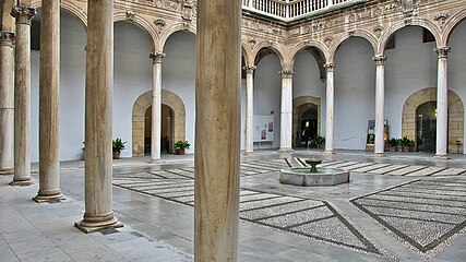 Patio de los Mármoles.