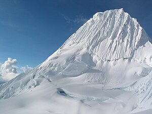 Alpamayo in Peru