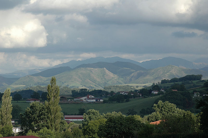 File:Irouleguy Panorama.jpg