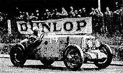 Philippe Maillard-Brune, vainqueur du Bol d'Or automobile 1935 sur MG Magnette K3