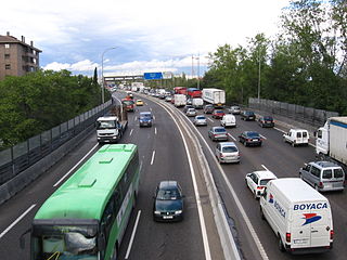 Autovía A-4 a su paso por la localidad.